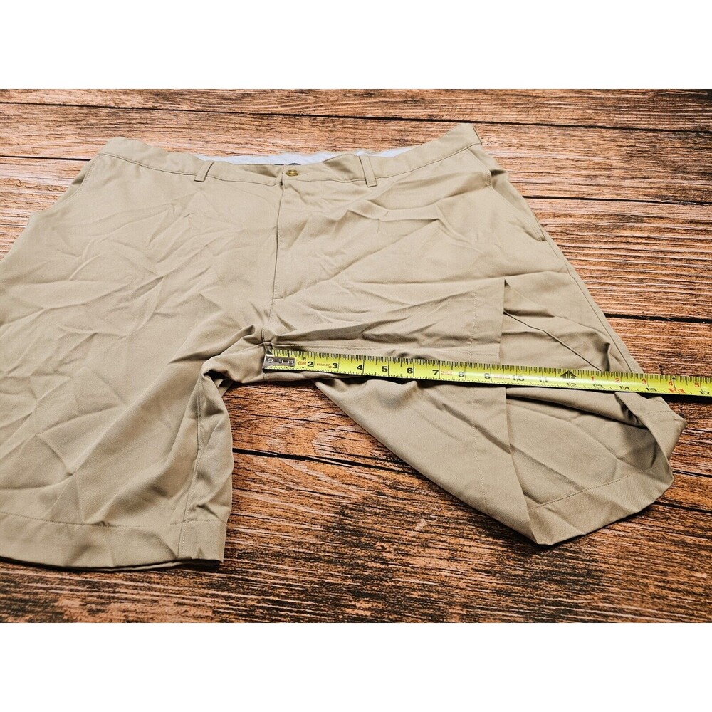 NWT PGA Tour Chinchills Mens 42 UPF50+ Golf Shorts Moisture Wicking Beige - Picture 9 of 10